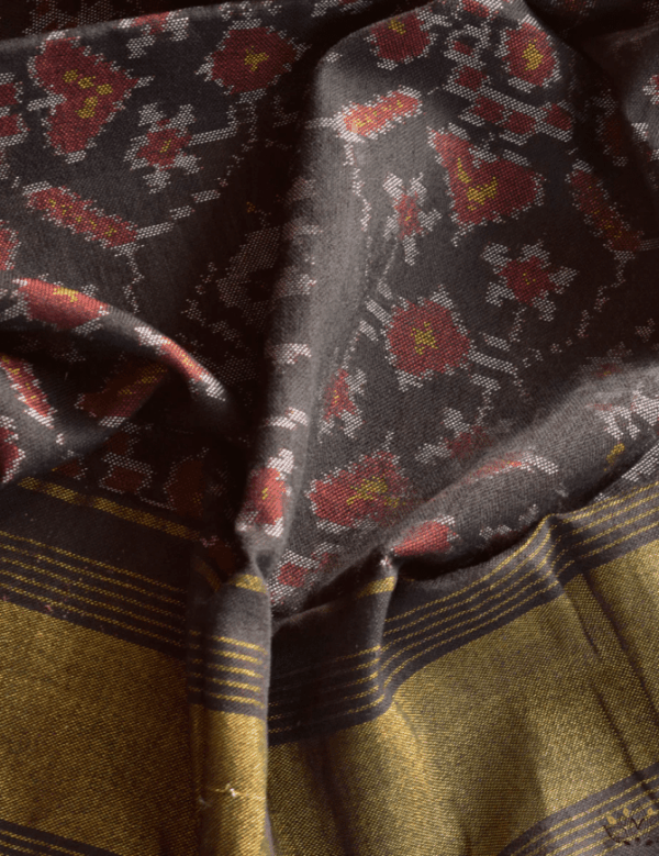 Single Ikat Patola Shawl - Image 3