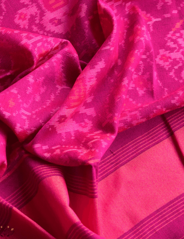 Single Ikat Patola Shawl - Image 4